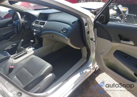 2011 Honda Accord 2.4 Lx-P из США, поврежденный, VIN 1HGCP2F44BA068735